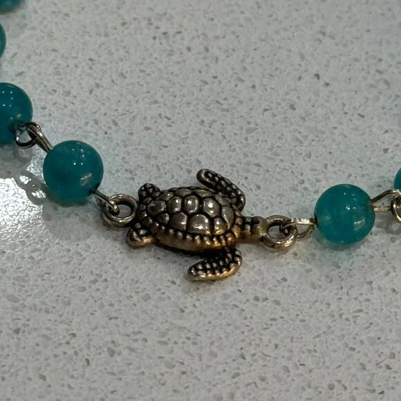 Beaded Turtle Charm Bracelet - Picture 4 of 4